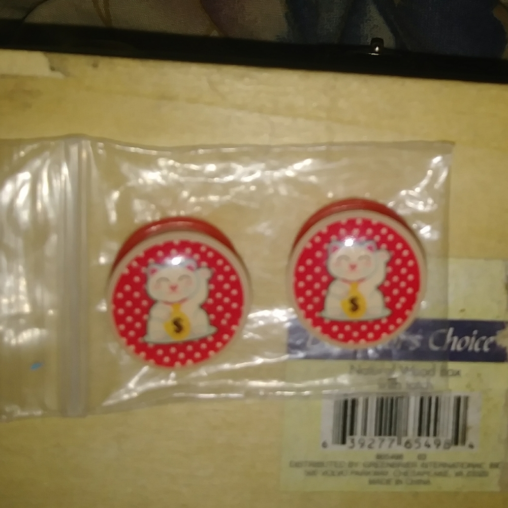 Plugs, guages